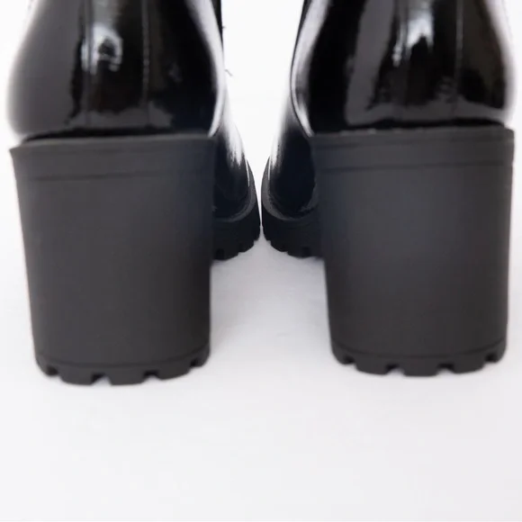 Patent leather look lug sole Chelsea boot black Dirty Laundry Lita 8.5 fall boot - Picture 13 of 16